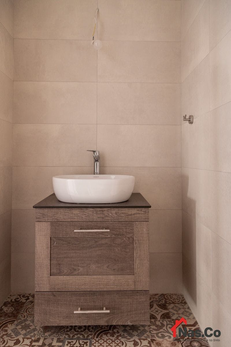 Ολική Ανακαίνιση Σπιτιού στην Πλατεία Αμερικής Νοέμβριος 2021 Νιπτήρας