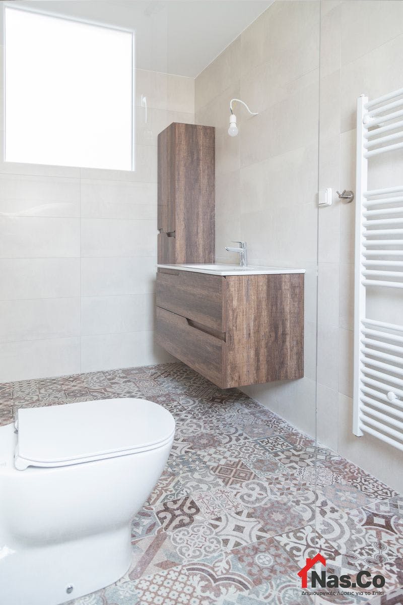 Ολική Ανακαίνιση Σπιτιού στην Πλατεία Αμερικής Νοέμβριος 2021 Μπάνιο