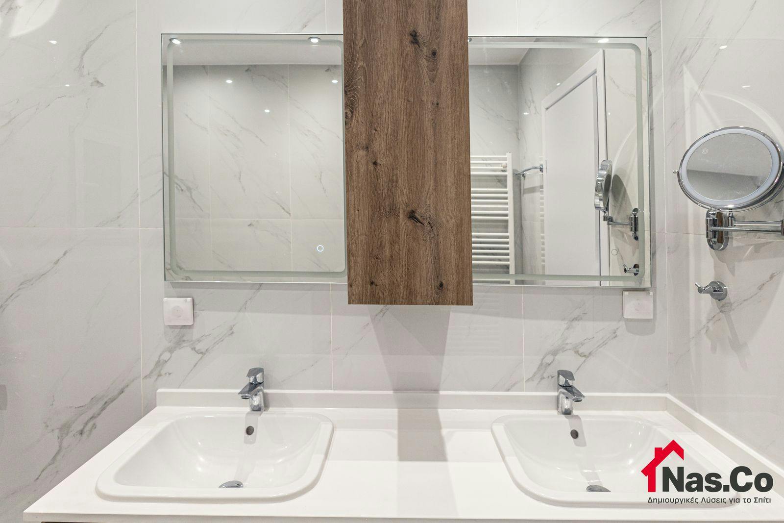 Ολική Ανακαίνιση Διαμερίσματος στην Νέα Σμύρνη Σεπτέμβριος 2023 λουτρό έπιπλο μπάνιου τουαλέτα καθρέπτης πλακάκια