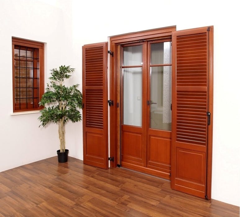 Κουφώματα Ξύλινα