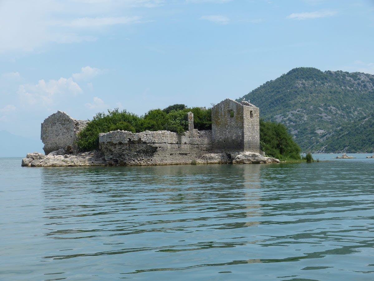 Fortress and Prison Grmožur - Skadar National Park
