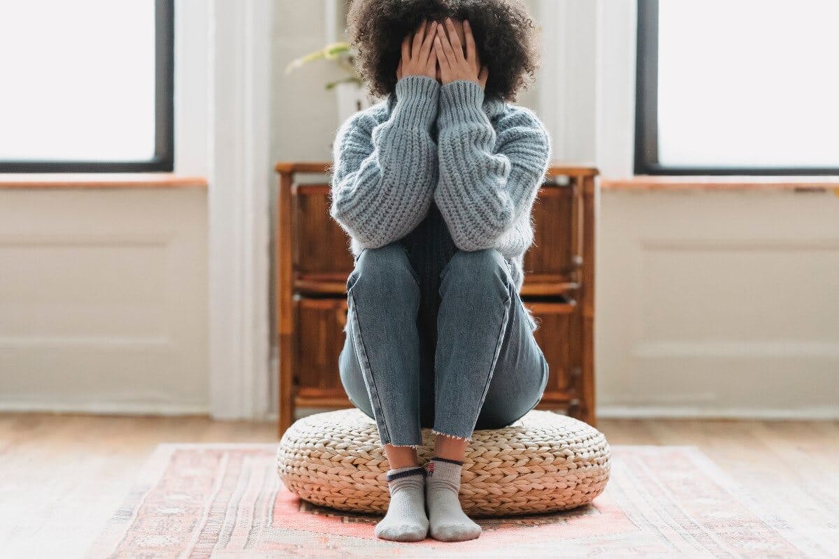 El CBD ofrece una solución natural para aliviar los dolores de la menstruación