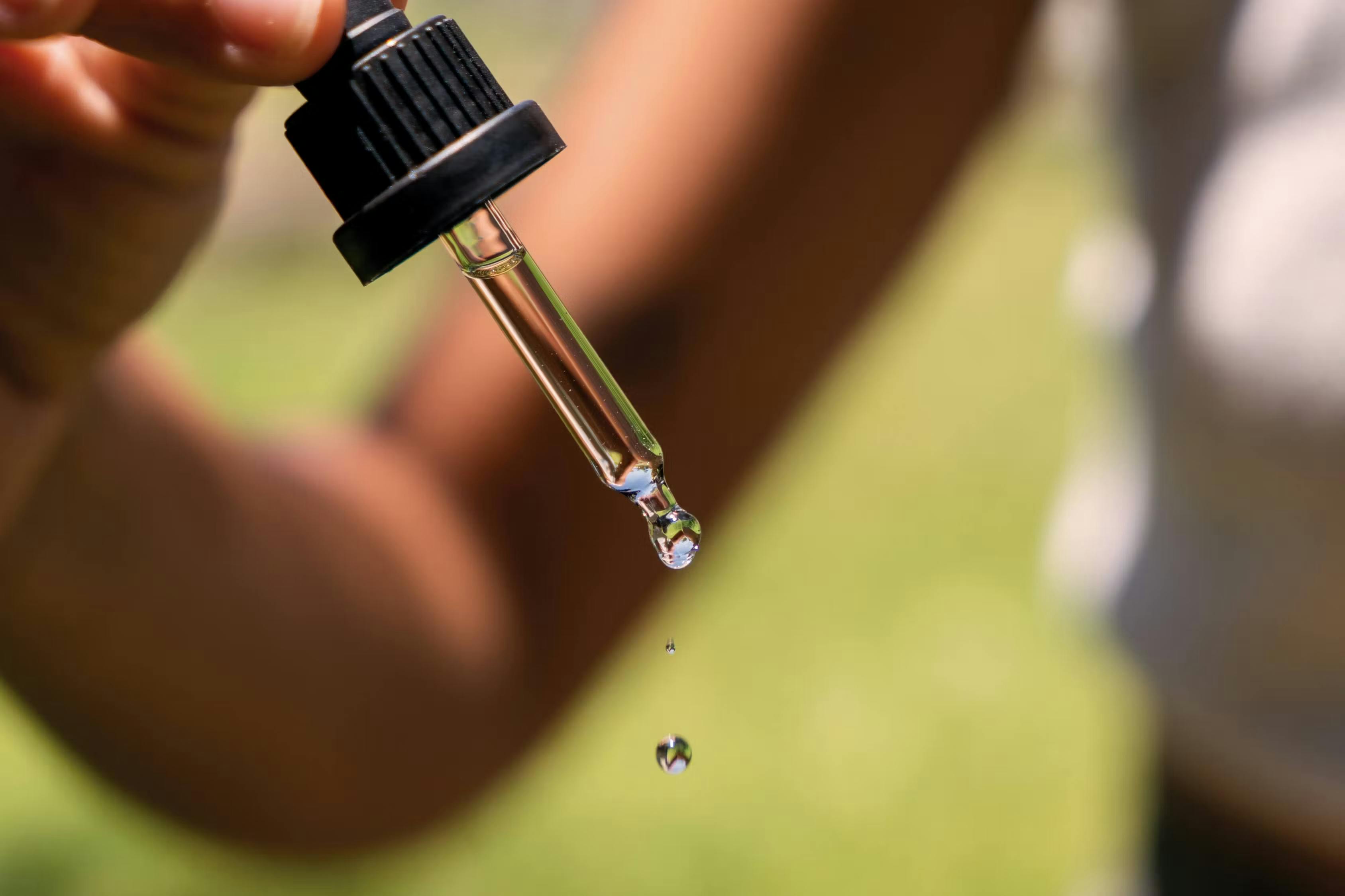 Qué tipos de cannabinoides hay y cómo se extraen