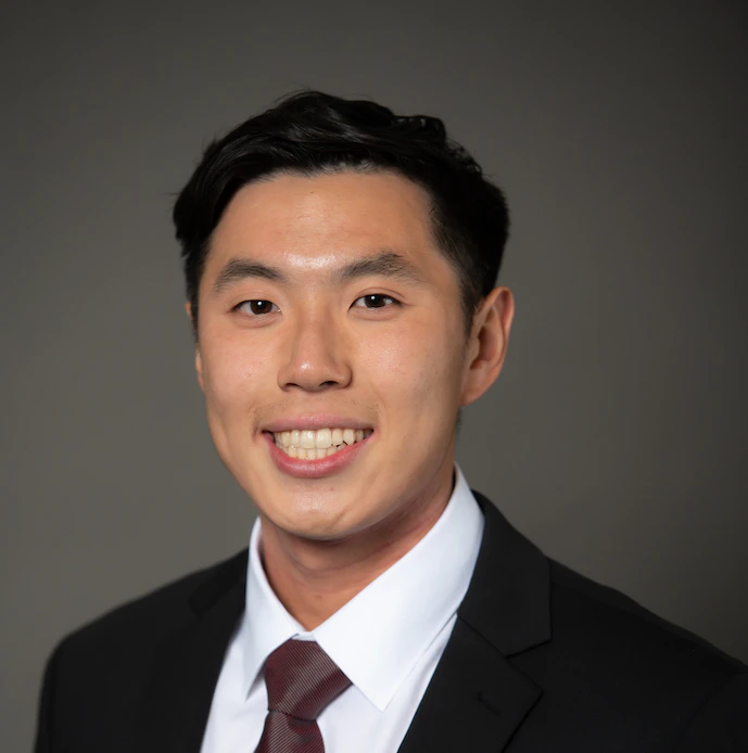Justin Ho headshot