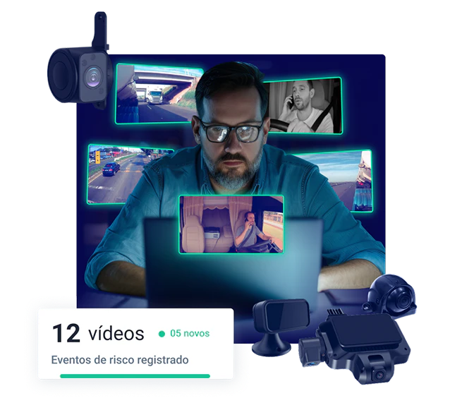 Gestor monitora vídeos de eventos de risco captados por câmeras veiculares, com registro de 12 ocorrências, incluindo uso de celular ao volante e direção perigosa