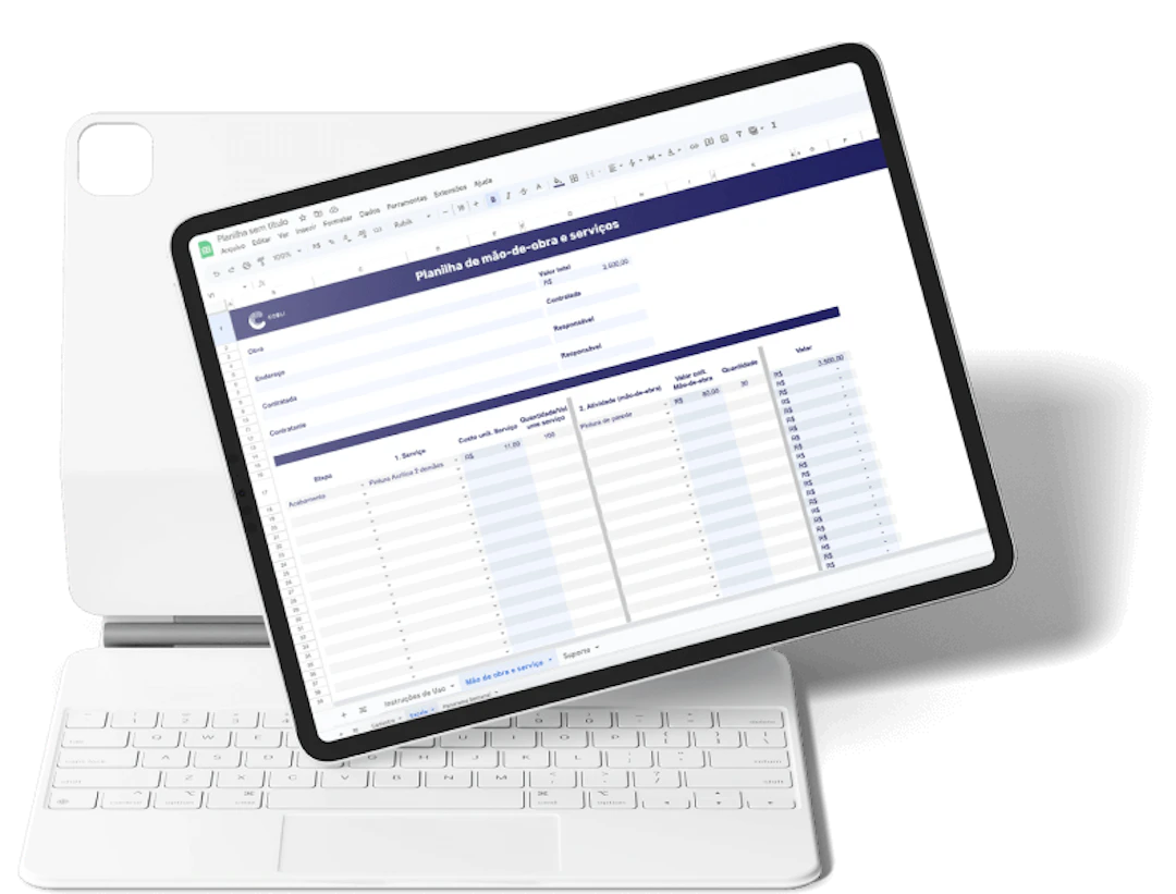 Tablet mostrando a planilha de mão de obra e serviços da Cobli.