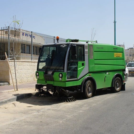 משאית שטיפה ירוקה