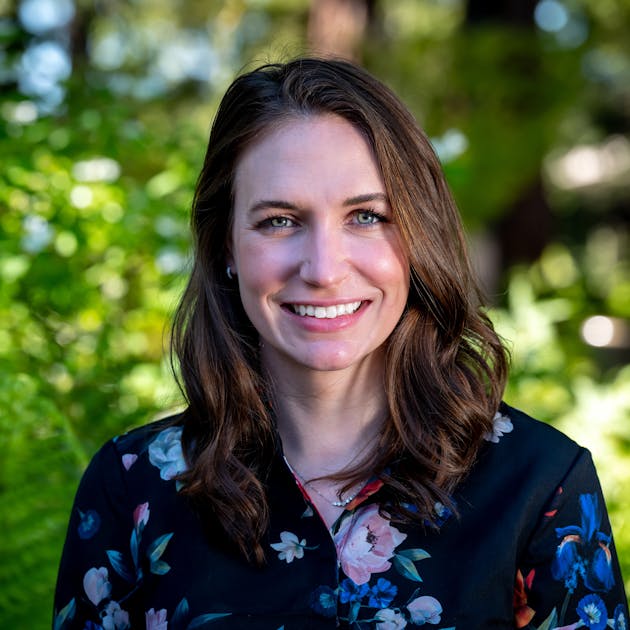 Portrait of Rebecca Mitchem