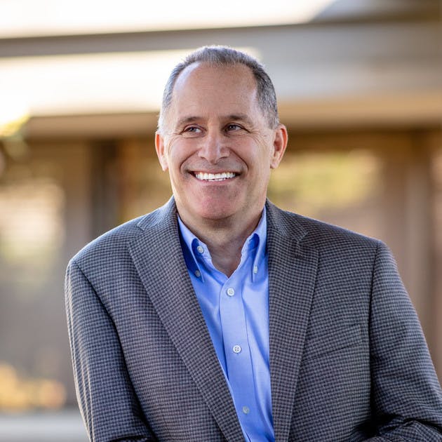 Portrait of Steve Bragonier