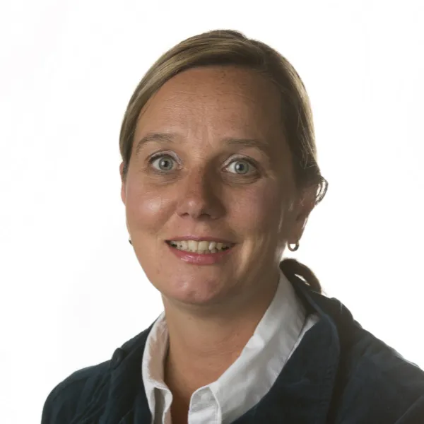 Miranda van Oostrom