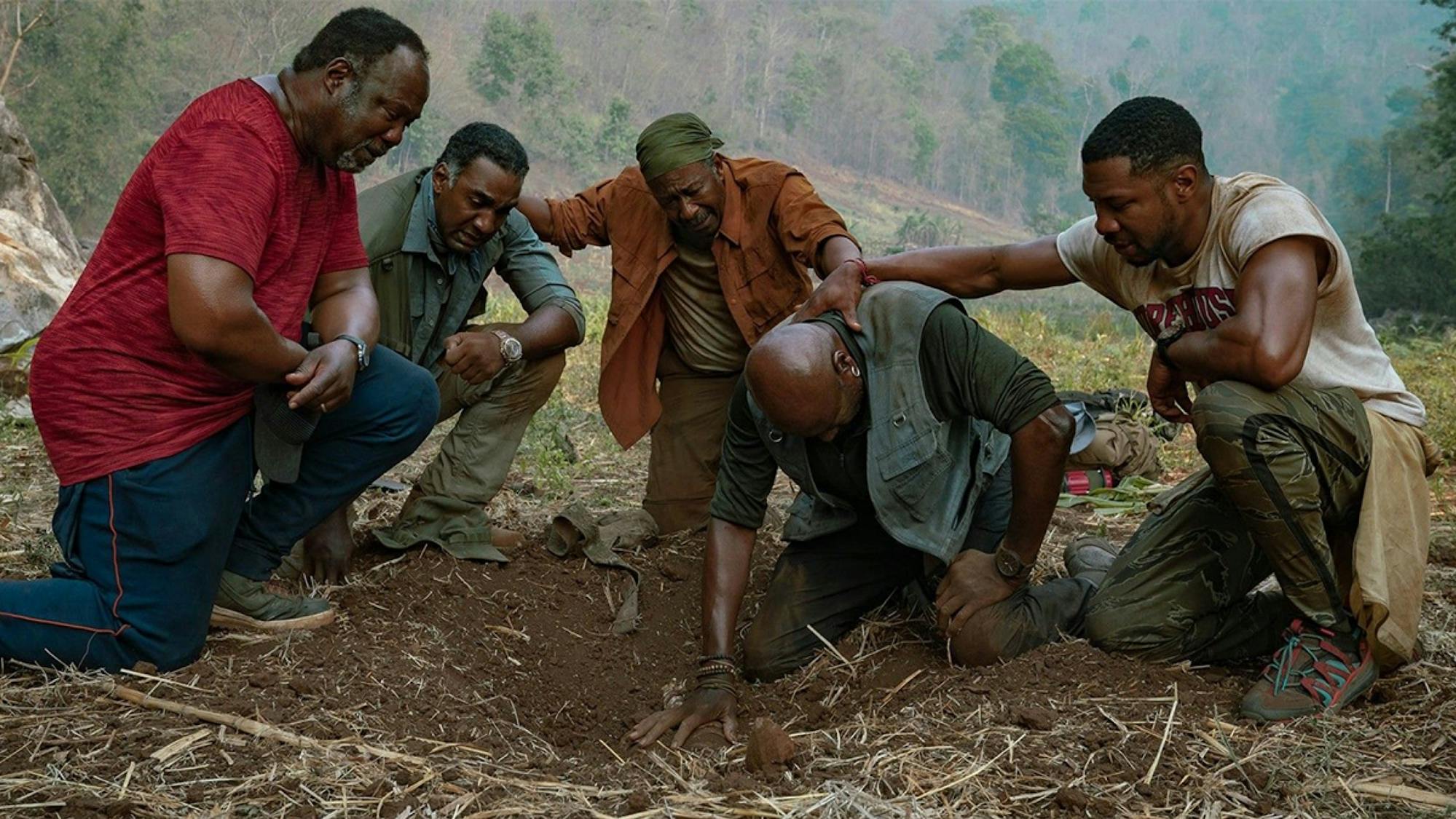 Isiah Whitlock Jr., Norm Lewis, Clarke Peters, Delroy Lindo, and Jonathan Majors in Da 5 Bloods