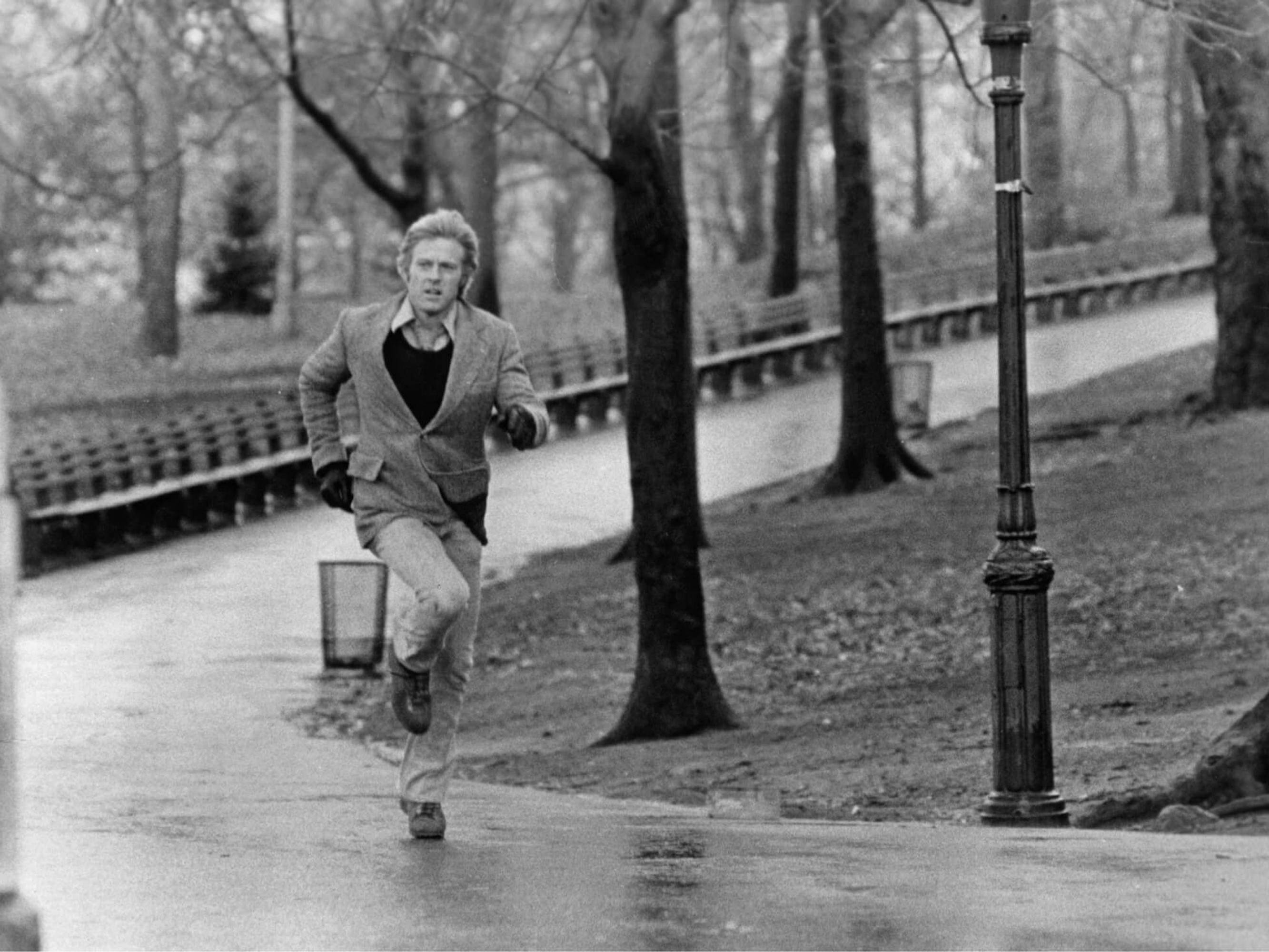 Joseph Turner (Robert Redford) in Three Days of the Condor runs through Central Park. His flare jeans aren’t slowing his pace!