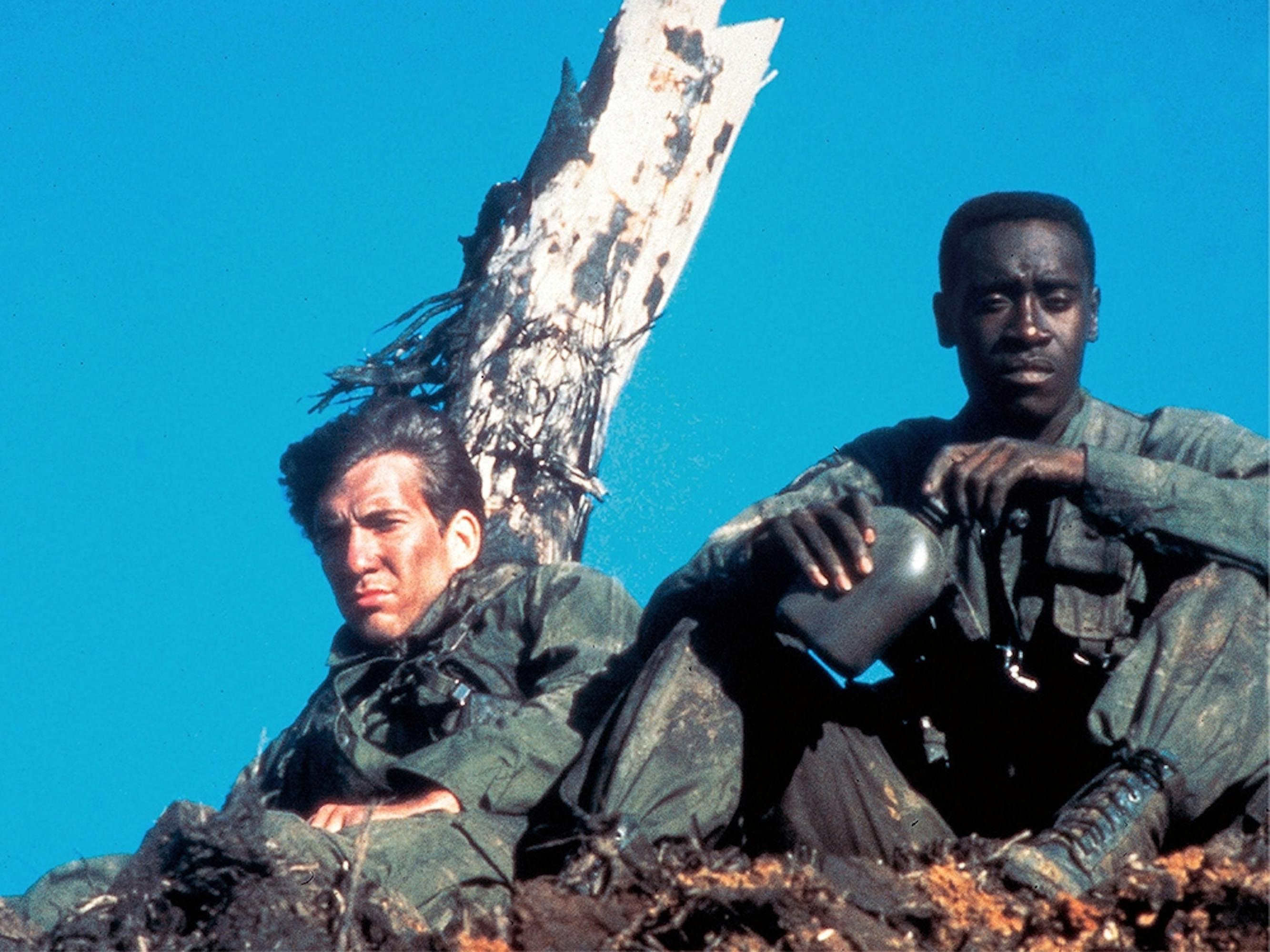 Dylan McDermott and Don Cheadle in Hamburger Hill