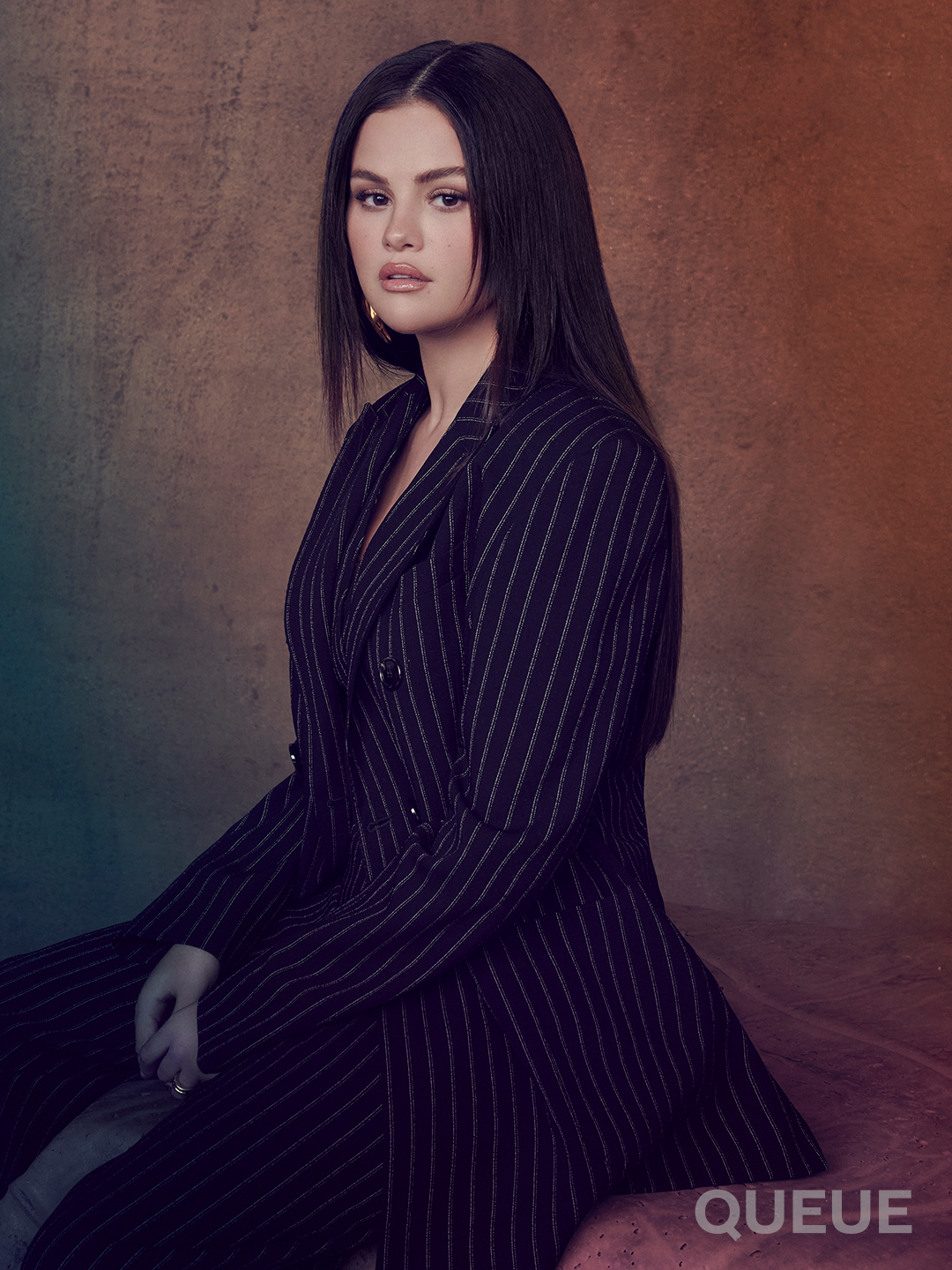 ZvMxHLVsGrYSv57d_20240727_S10_RUVENAFANA