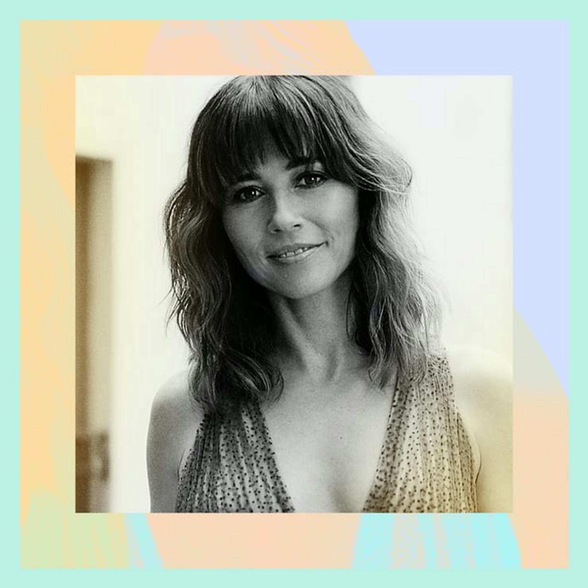 Linda Cardellini: Lead actress in a comedy series, Dead to Me