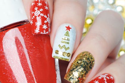 20. Christmas tree nails