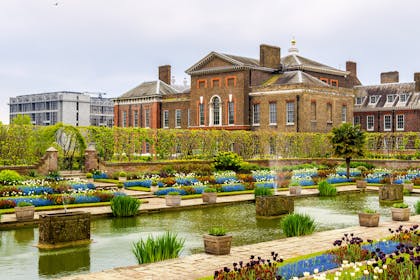 16. Platinum Jubilee Blooms at Kensington Palace