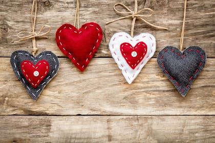Valentine's Day crafts - homemade hearts