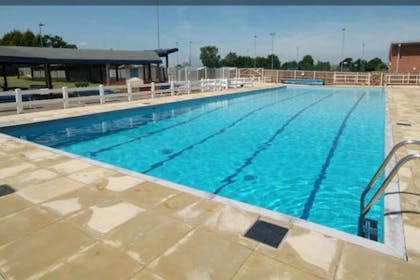 Severn Centre Outdoor Pool