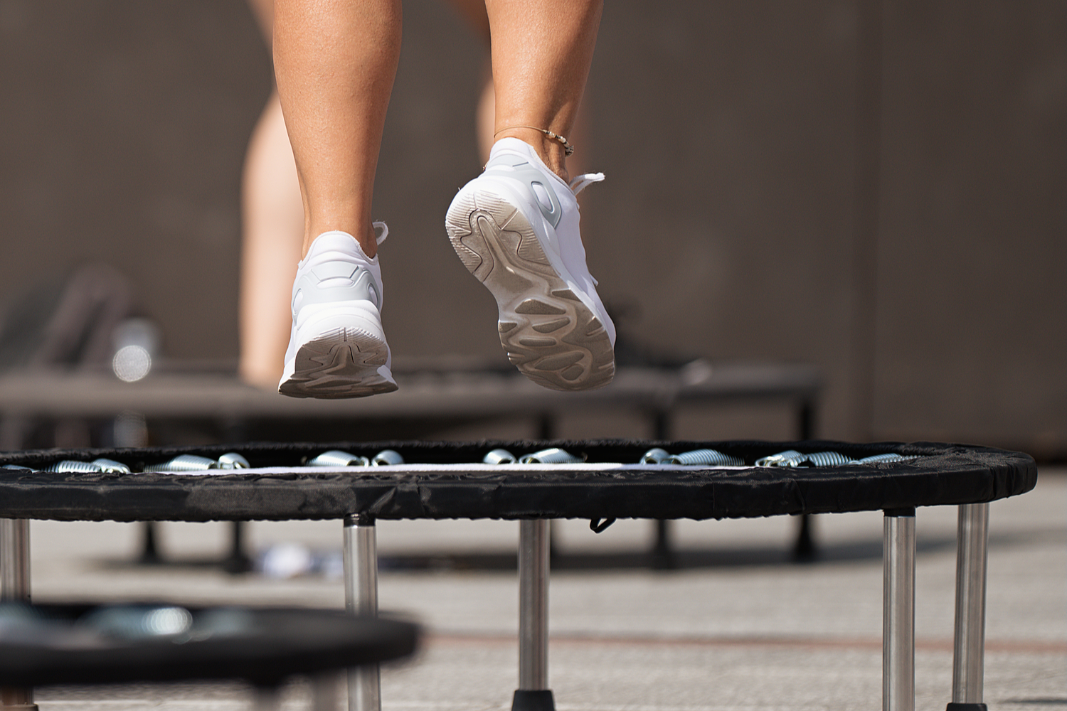 can you bounce on trampoline while pregnant