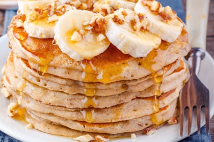 7. Pancakes with banana and honey
