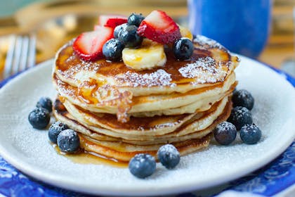 Pancakes with fruit