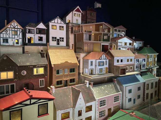 Rachel Whiteread's gorgeous installation of dolls houses. Image: author's own.