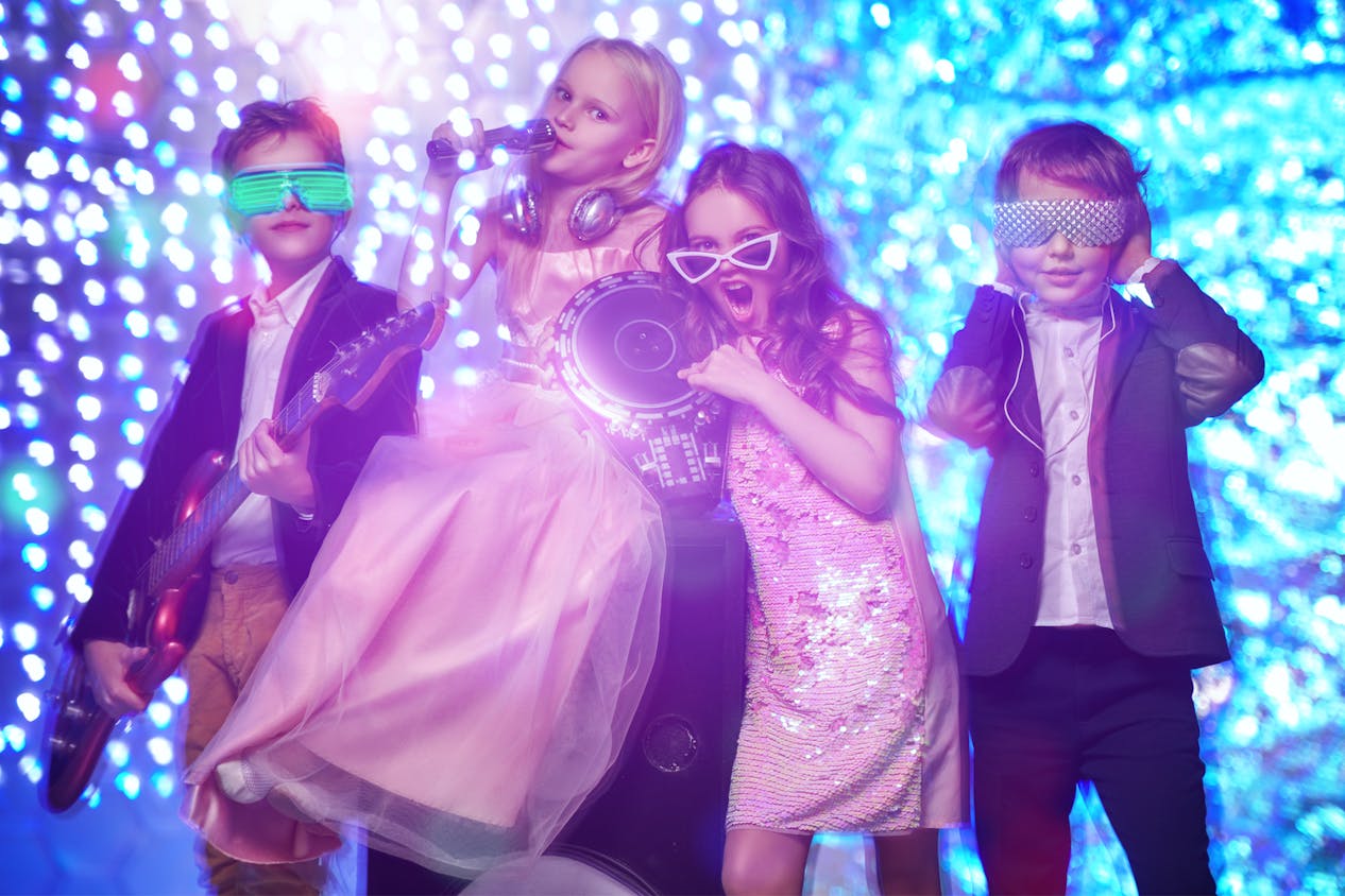 How to Throw the Ultimate Kids' Disco Party - Netmums