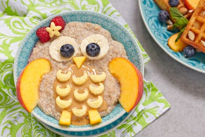 porridge oats made to look like an owl