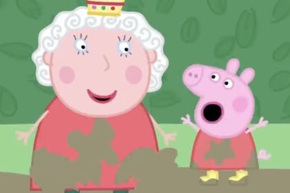 Peppa Pig and The Queen jumping in muddy puddles 