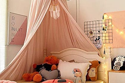 Pretty pink canopy for child's bed