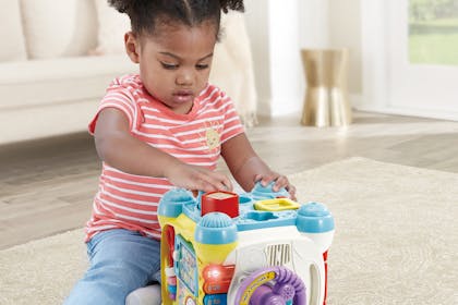VTech twist and play cube