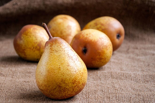 A bunch of pears