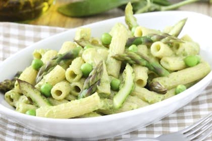 Vegetable penne with asparagus and peas
