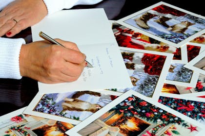 6. Send out Christmas cards to everyone you haven't spoken to throughout the year