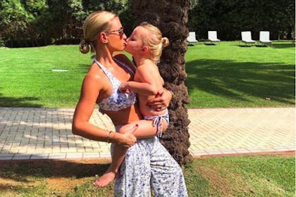 Billie Faiers kissing daughter