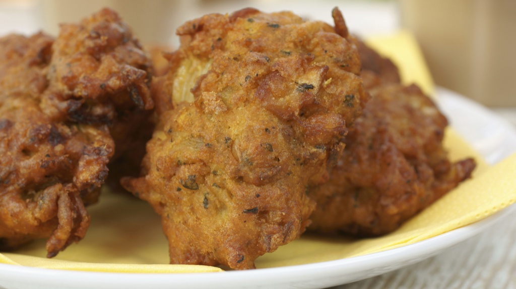 Baked Onion Bhajis Recipe - Netmums