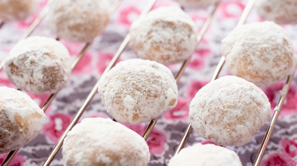 Snowball Cookies recipe Netmums