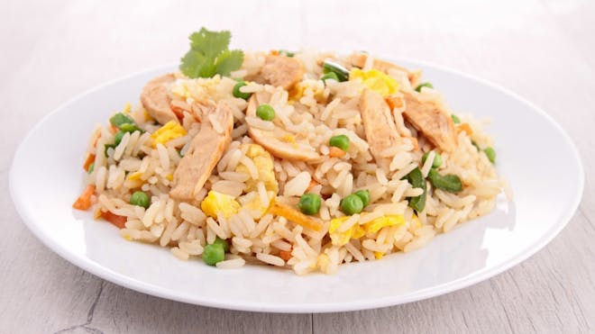 Chicken Fried Rice (by @thebusymommylife) with Knorr