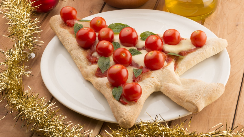 Christmas Pizzas Recipe - Netmums