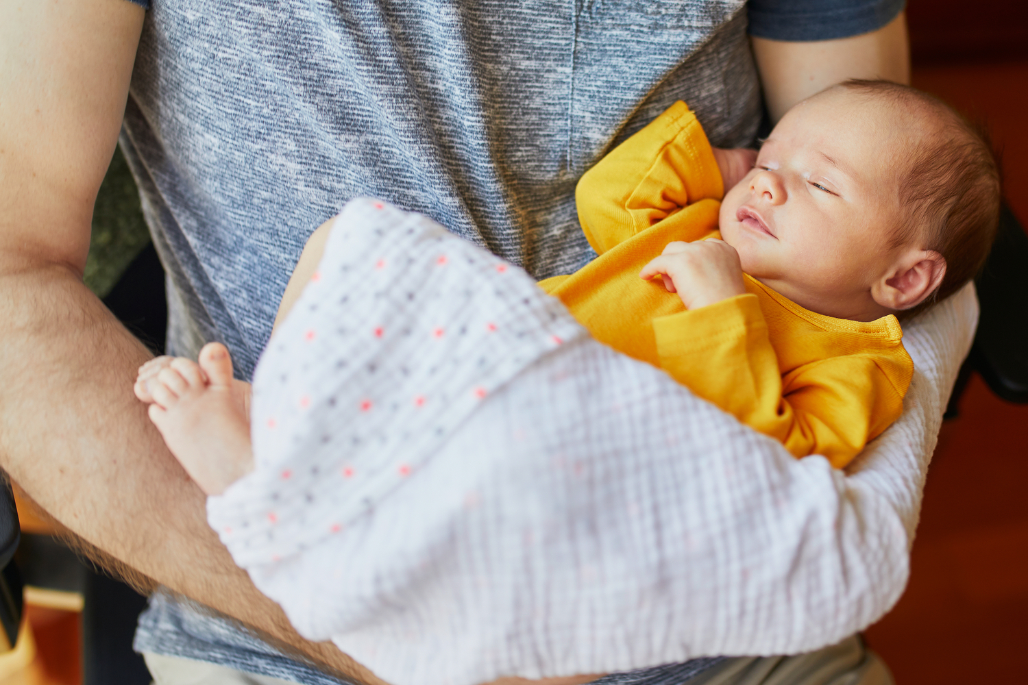 4 week old baby sleeping best sale a lot