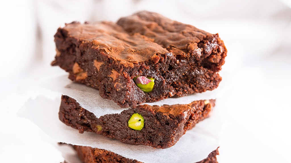 Pistachio Brownies Recipe - Netmums