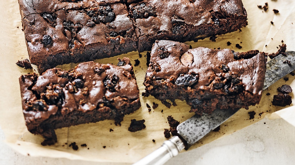 Christmas Pudding Brownies recipe Netmums