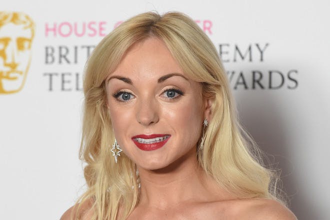 Call The Midwife Actress Helen George Hits Back After Being Body Shamed While Pregnant Netmums 9362