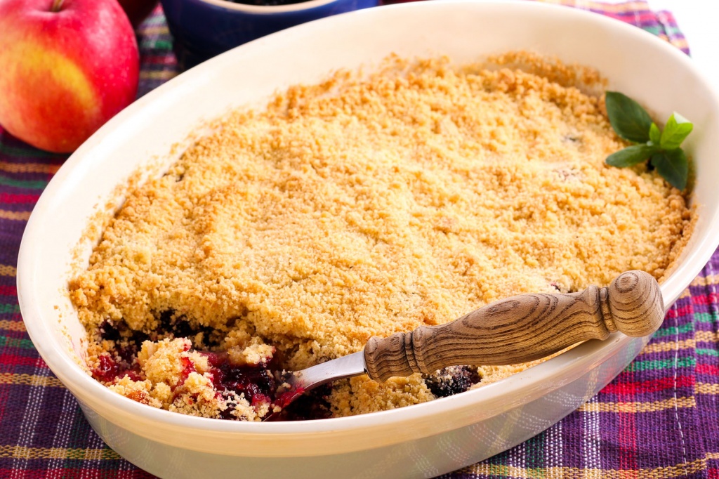 Apple & Blackberry Crumble Recipe - Netmums