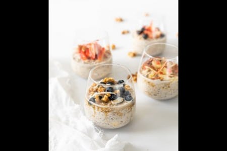 Banana and coconut overnight oats recipe recipe - Netmums