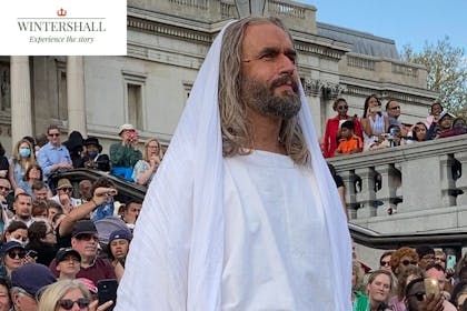 Wintershall's The Passion of Jesus in London's Trafalgar Square