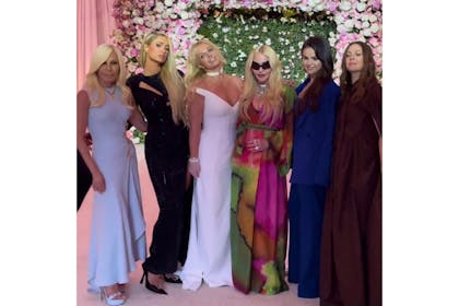 Britney Spears wedding with her friends