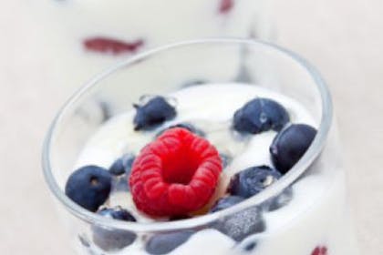 yogurt pots with berries