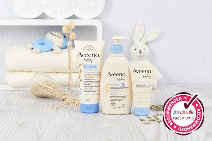 AVEENO® Kids range and Baby Soothing Oat Bath Soak